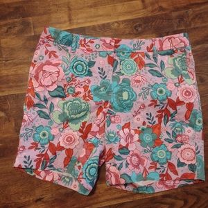 🆕 TALBOTS Sketched blooms relaxed chino shorts women's size 10 7 in shorts